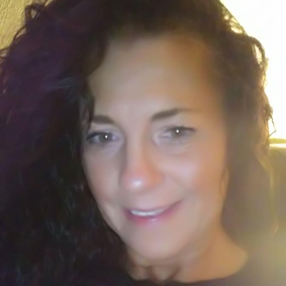 Meet your Posher, Missi - Picture 1 of 1